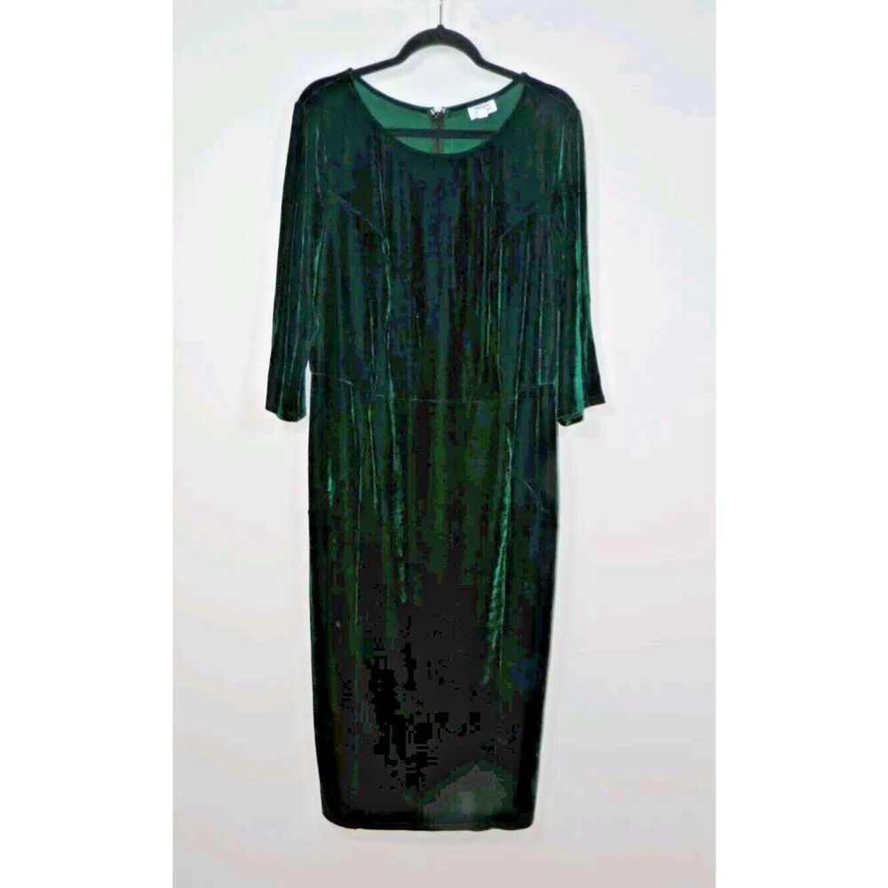 Unique Vintage Dress Plus Size 3XL/20‎ Green Velvet Midi